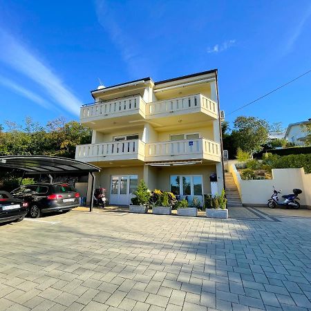Apartmani Josip Dramalj Exteriör bild